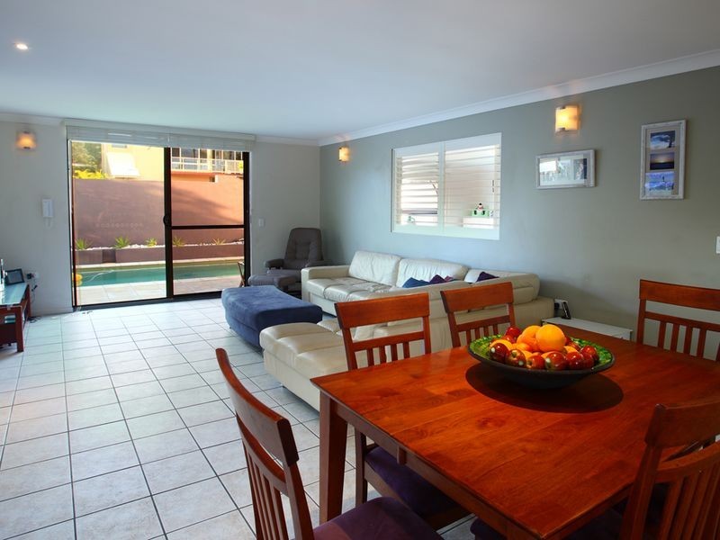 17 Kalinda Avenue, Mooloolaba QLD 4557