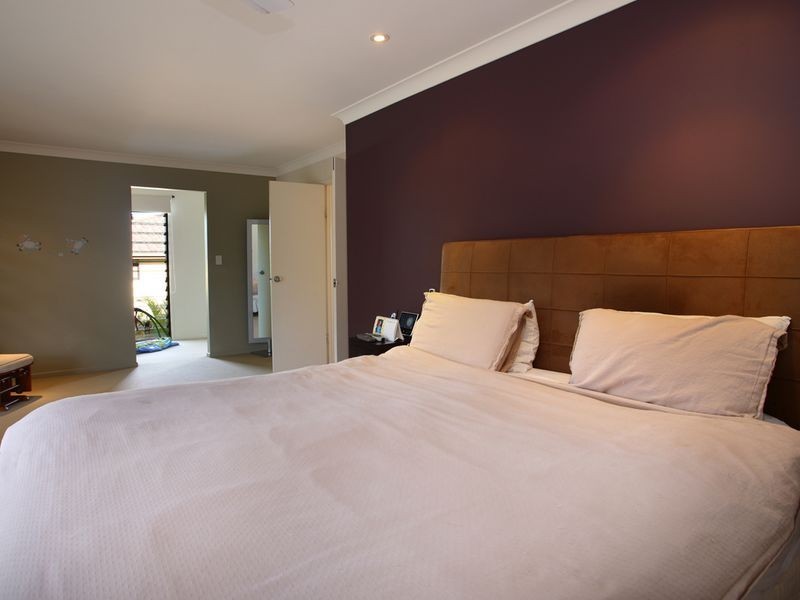 17 Kalinda Avenue, Mooloolaba QLD 4557