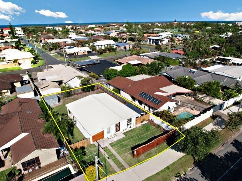 95 Point Cartwright Drive, Buddina QLD 4575