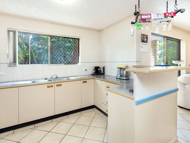 2/52 Toorumbee Drive, Mooloolaba QLD 4557