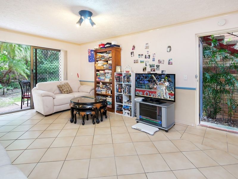 2/52 Toorumbee Drive, Mooloolaba QLD 4557