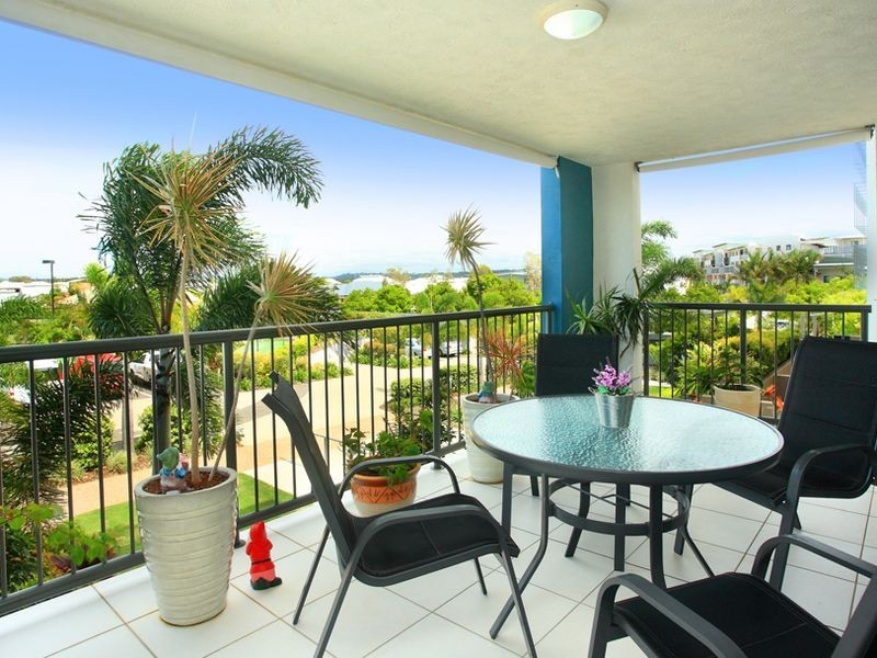 18/4 Grand Parade, Parrearra QLD 4575