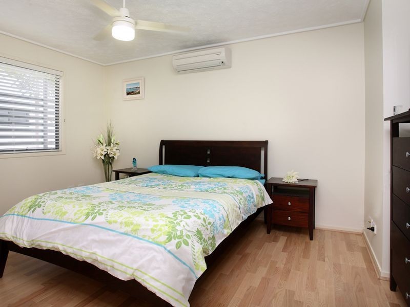 18/4 Grand Parade, Parrearra QLD 4575