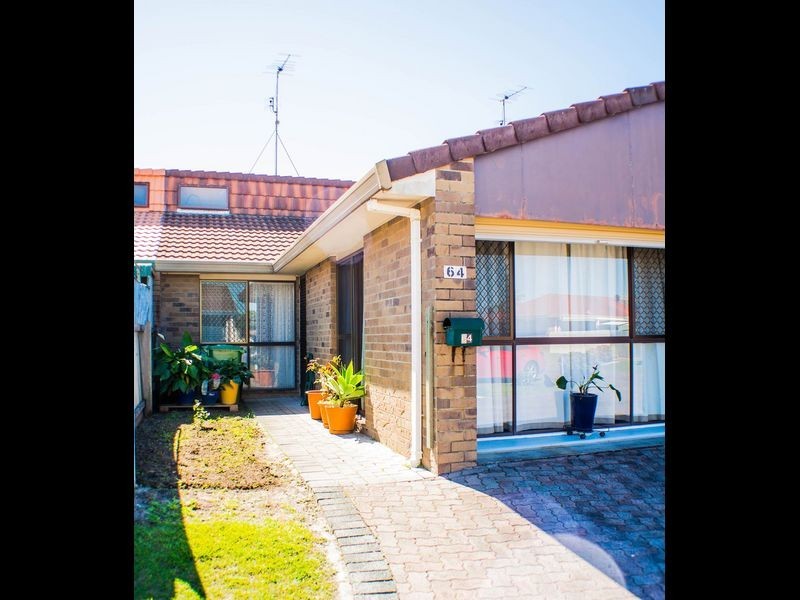 64/2 Longwood Street, Minyama QLD 4575