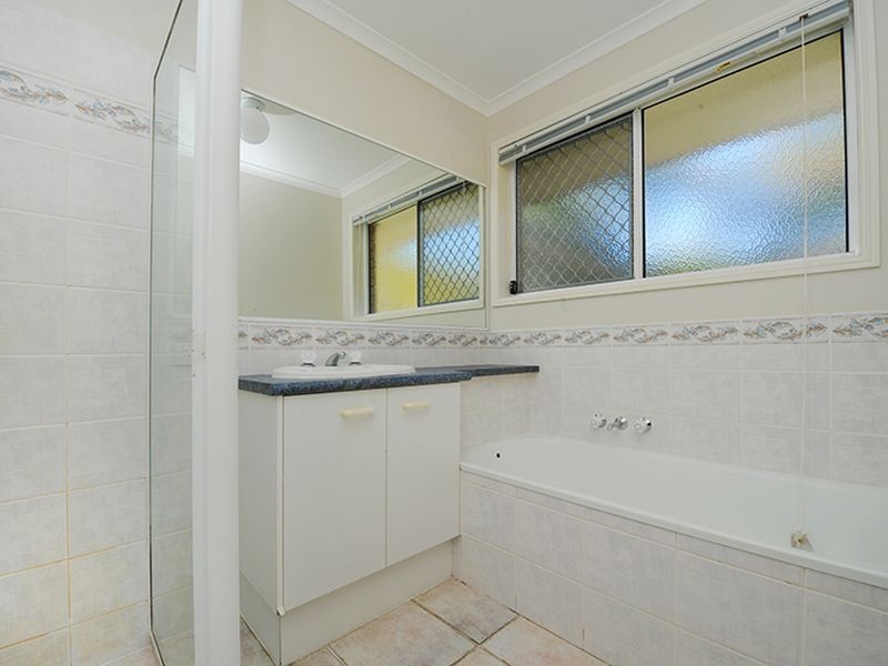 18 Mountain Close, Mountain Creek QLD 4557