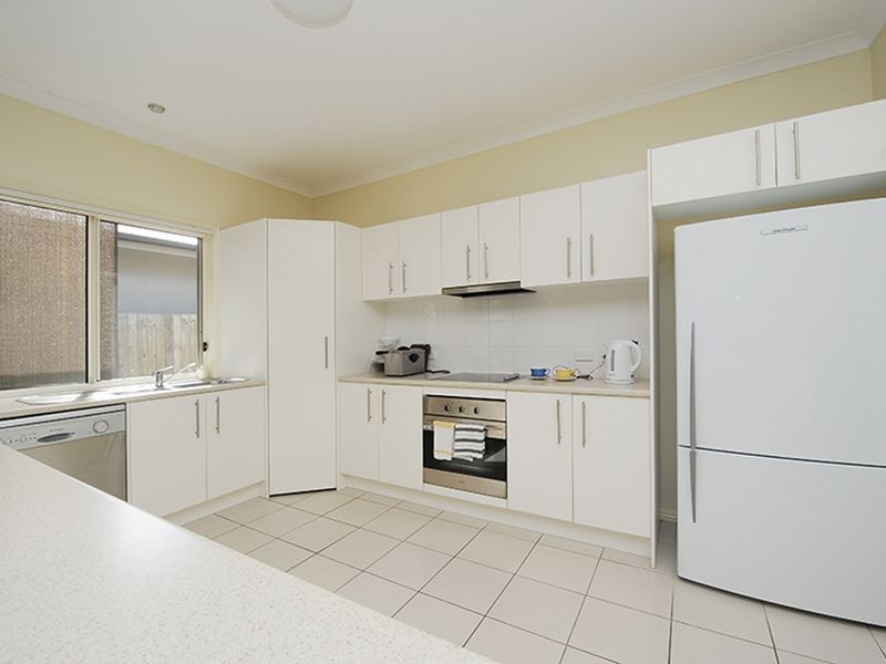 15 Satinash Street, Meridan Plains QLD 4551
