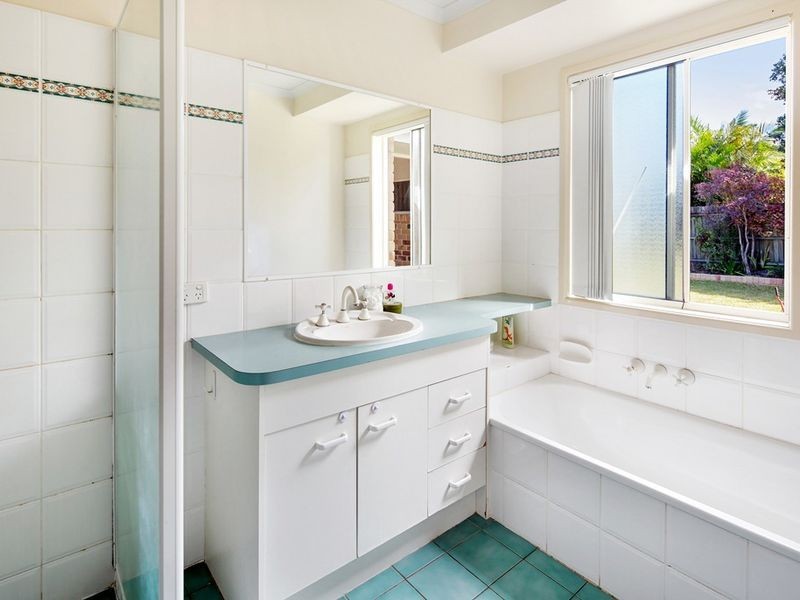 39 James Cook Drive, Sippy Downs QLD 4556