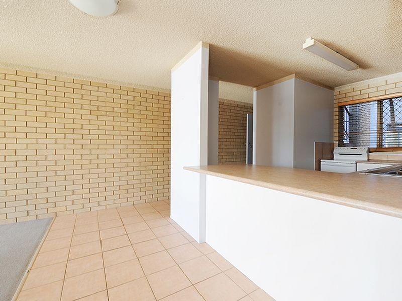 2/25 Woomba Place, Mooloolaba QLD 4557