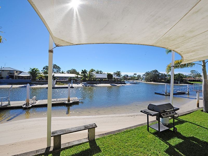 2/25 Woomba Place, Mooloolaba QLD 4557