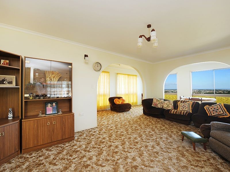 45 Tantula Rd West, Alexandra Headland QLD 4572