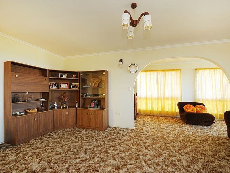 45 Tantula Rd West, Alexandra Headland QLD 4572