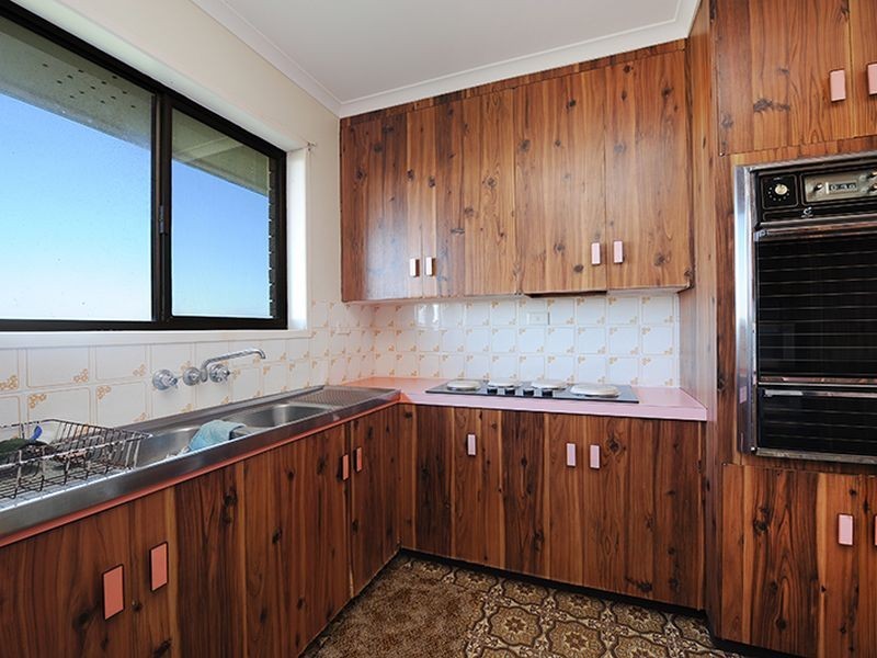 45 Tantula Rd West, Alexandra Headland QLD 4572