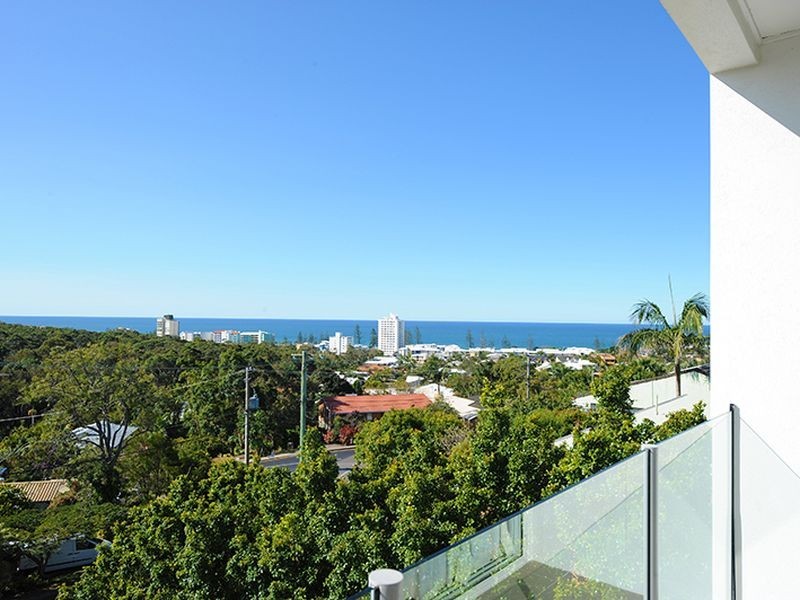 21 Tantula Road East, Alexandra Headland QLD 4572