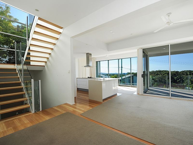 21 Tantula Road East, Alexandra Headland QLD 4572