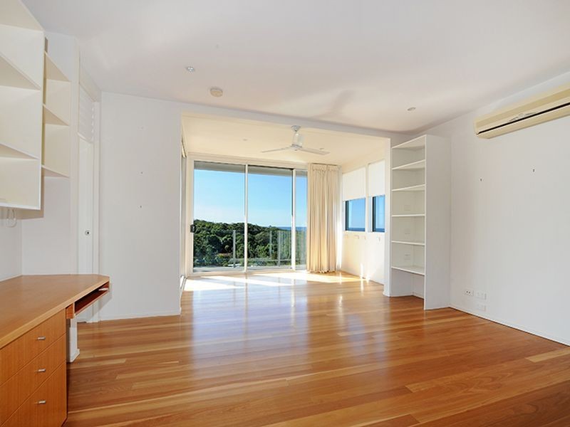 21 Tantula Road East, Alexandra Headland QLD 4572