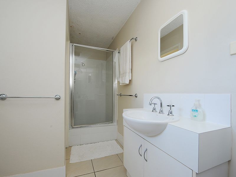 1/6 Marina Walk, Alexandra Headland QLD 4572