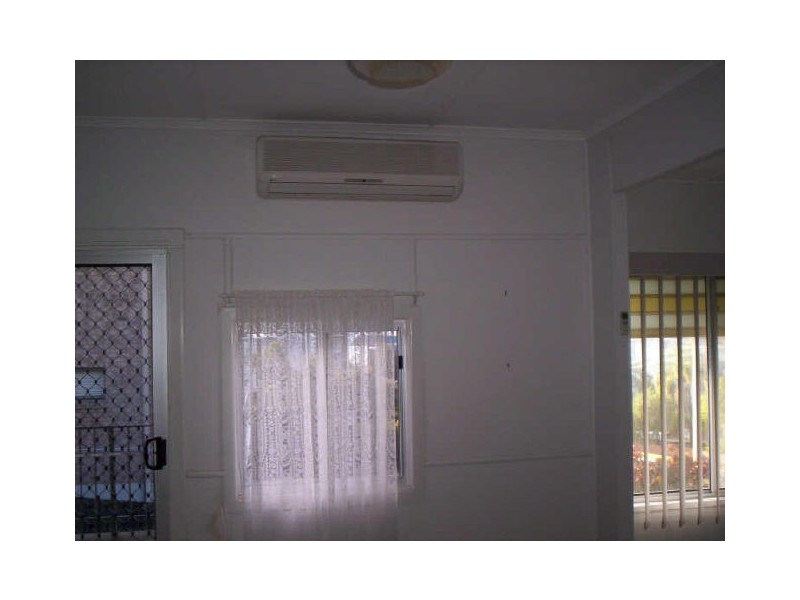 8 Marjorie Street, Mooloolaba QLD 4557