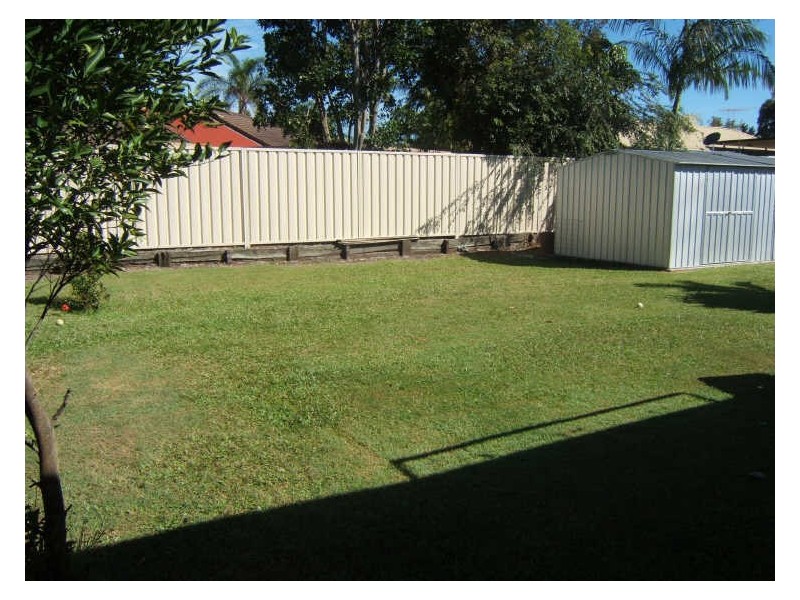 2/74 Nicklin Way, Warana QLD 4575