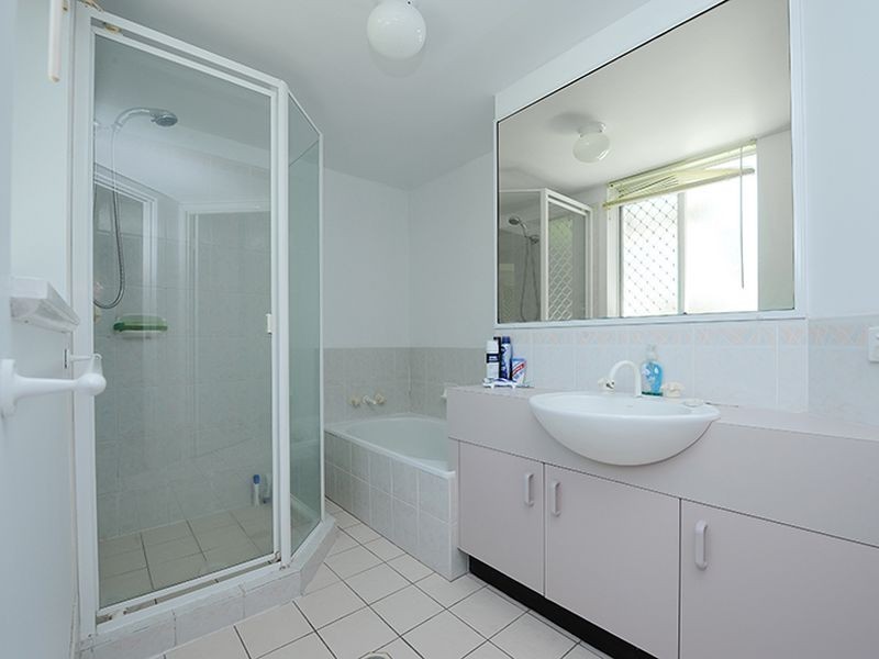4/11 Foote Street, Mooloolaba QLD 4557