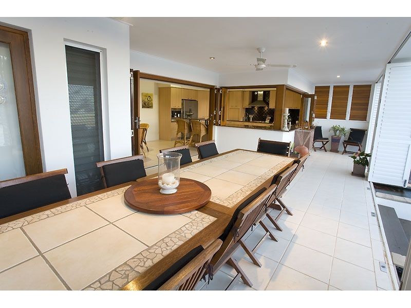 62 Sunbird Chase, Parrearra QLD 4575