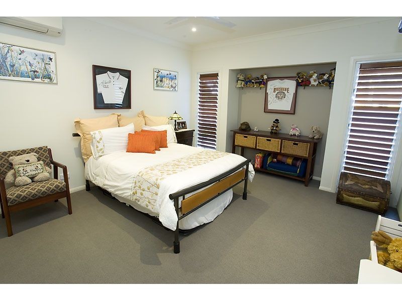 62 Sunbird Chase, Parrearra QLD 4575