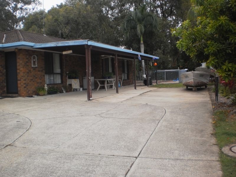 25 Amarina Avenue, Mooloolaba QLD 4557