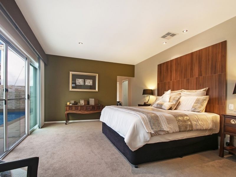 24 Oxford Parade, Pelican Waters QLD 4551