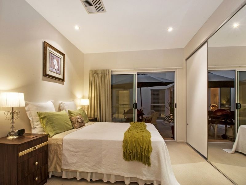 24 Oxford Parade, Pelican Waters QLD 4551