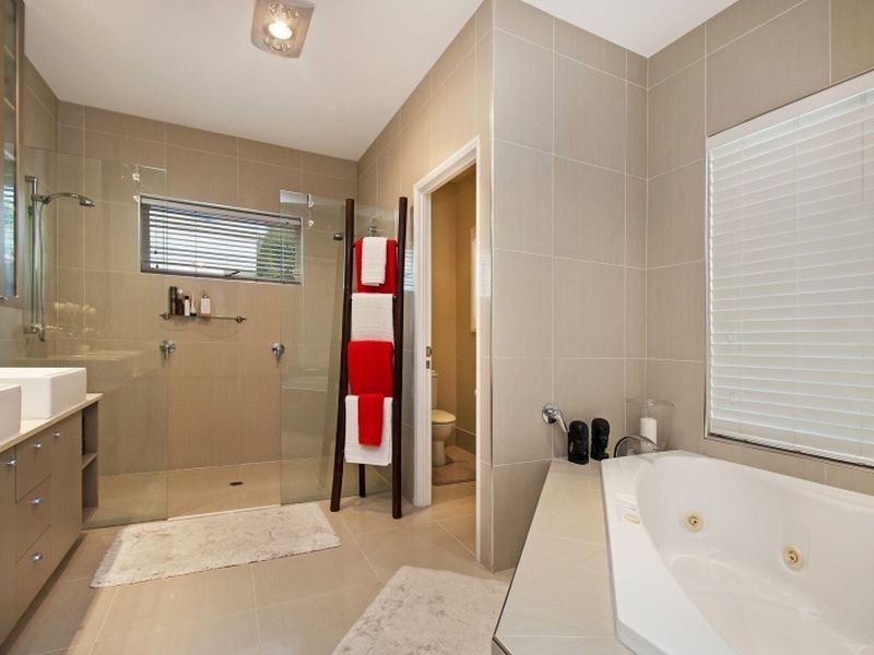 24 Oxford Parade, Pelican Waters QLD 4551