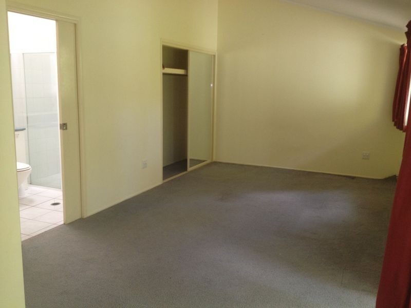 27 Golf Links Drive, Buderim QLD 4556