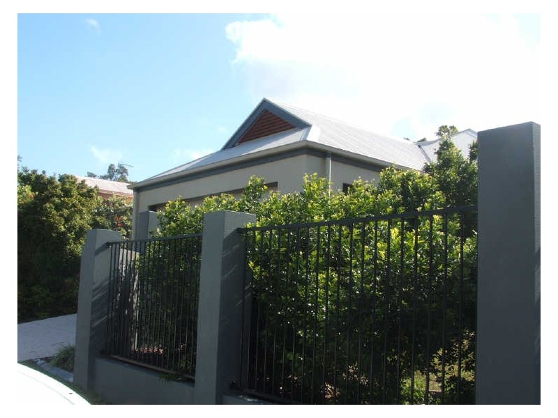 14 Pinehurst Street, Birtinya QLD 4575