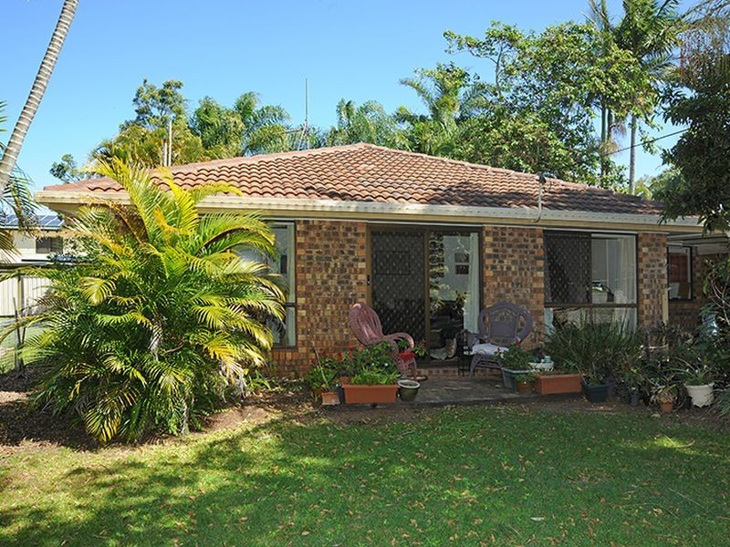 16 Jacaranda Drive, Mooloolaba QLD 4557