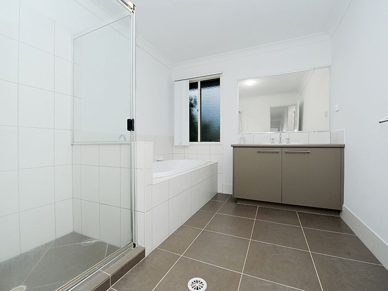 5 Eaton Street, Sippy Downs QLD 4556