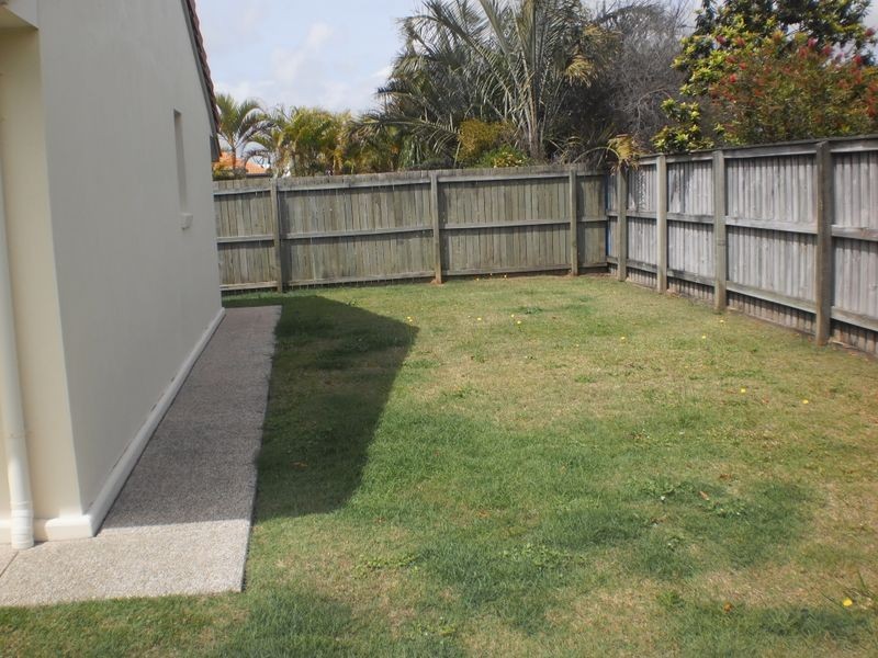 5 Seychelles Place, Kawana Waters QLD 4575