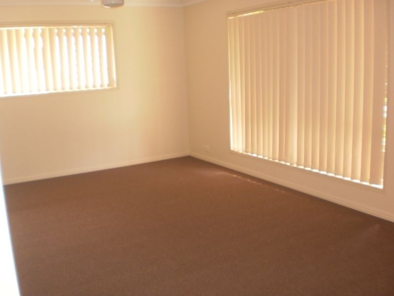 5 Seychelles Place, Kawana Waters QLD 4575