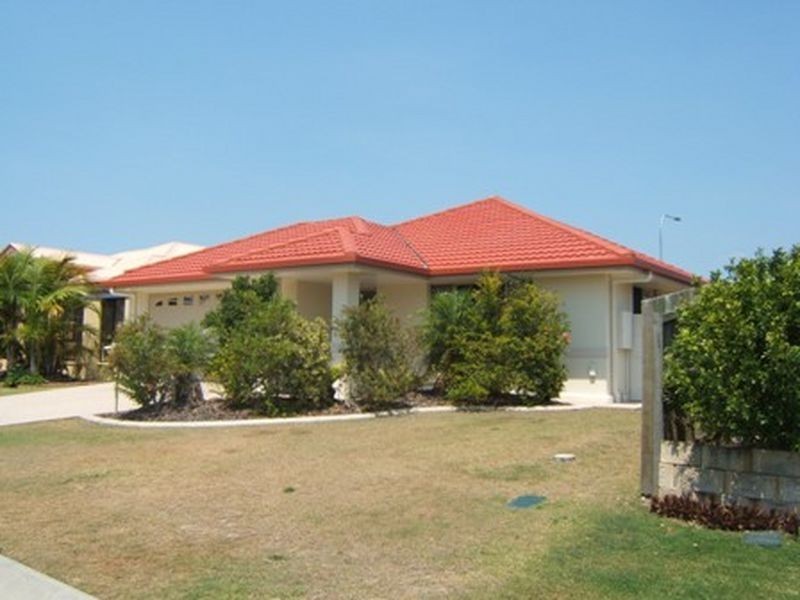 5 Seychelles Place, Kawana Waters QLD 4575