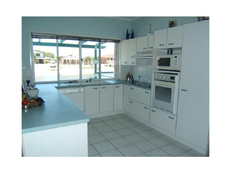 2/9 Woomba Place “Hermosa”, Mooloolaba QLD 4557