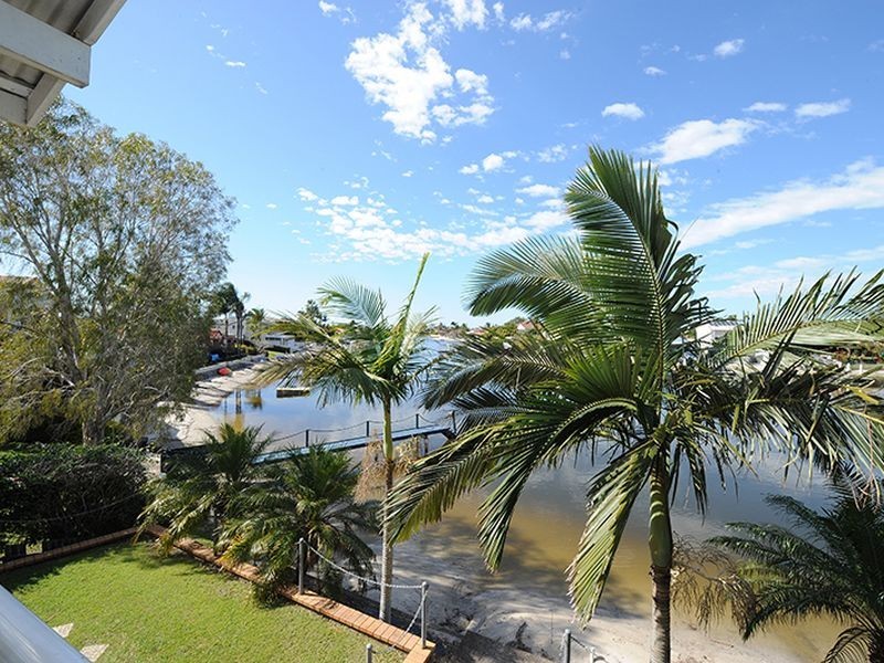 3/12 Carrothool Place, Mooloolaba QLD 4557