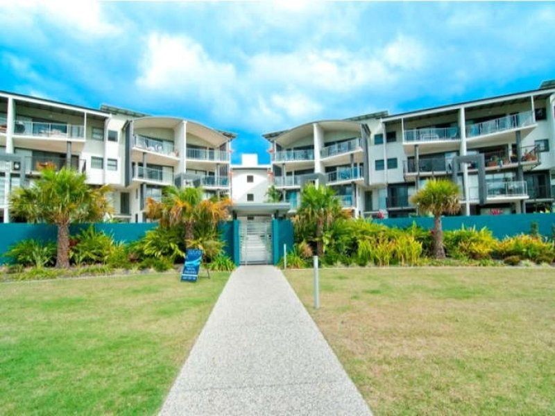 18/10 Grand Parade, Kawana Island QLD 4575