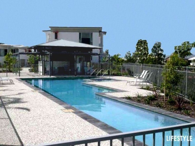 18/10 Grand Parade, Kawana Island QLD 4575