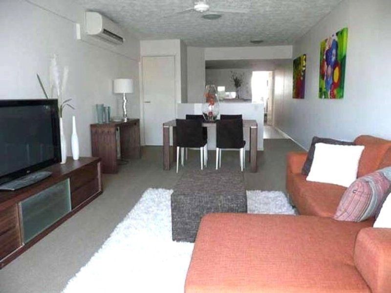 18/10 Grand Parade, Kawana Island QLD 4575