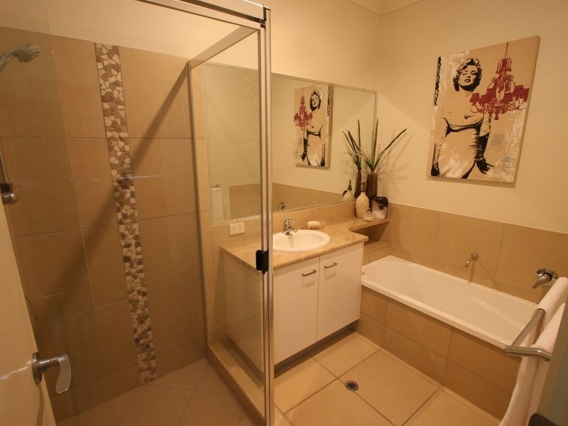 8 Whitebeech Street, Meridan Plains QLD 4551