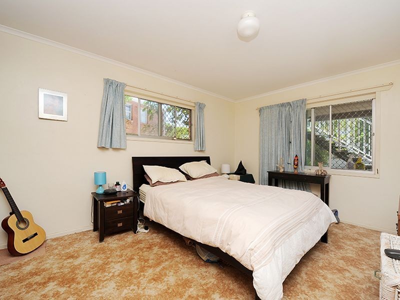 2/49 Edward Street, Alexandra Headland QLD 4572