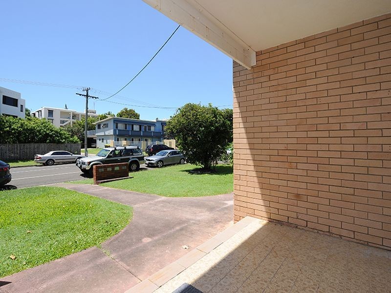2/49 Edward Street, Alexandra Headland QLD 4572