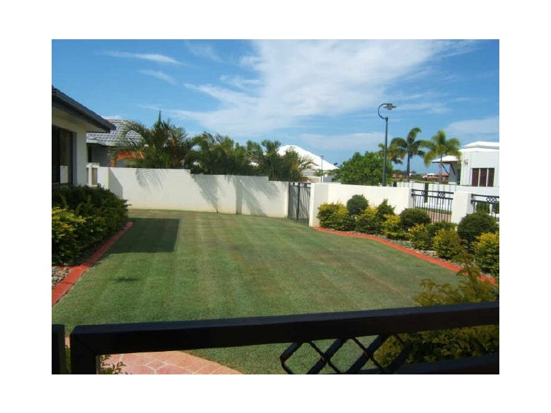 3 Olympic Lane,  Albatross Isle, Pelican Waters QLD 4551