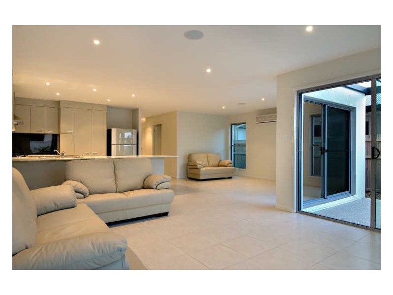 22 Madegascar Court, Kawana Waters QLD 4575