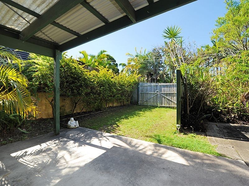 1 Aruma Court, Mooloolaba QLD 4557