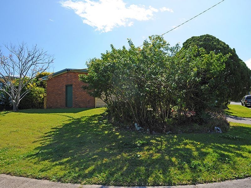 1 Aruma Court, Mooloolaba QLD 4557