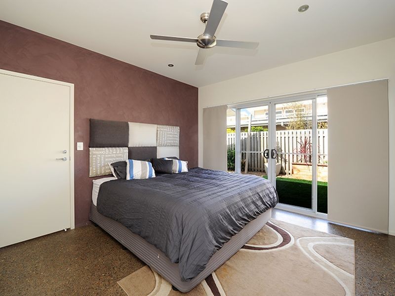 24 Seychelles Place, Kawana Island QLD 4575