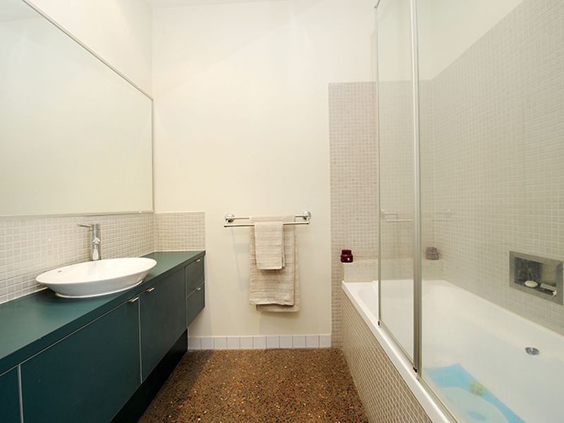 24 Seychelles Place, Kawana Island QLD 4575